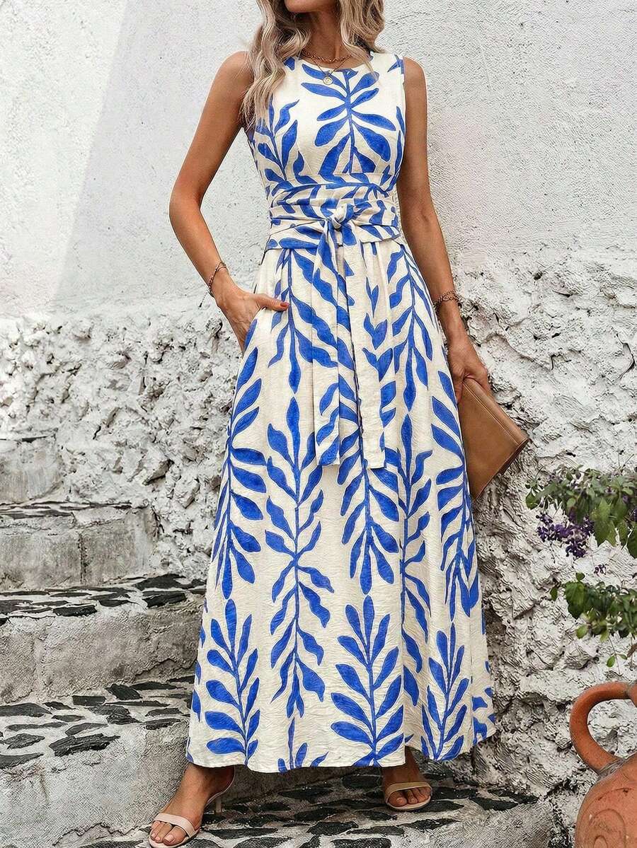 Vestido Longo Poá Enseada com Gola Redonda e Cinto — fotografia 17 | Mar & Pérola