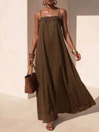 Vestido Longo Solto de Alças Finas Orla Solar com Babado — fotografia 1 | Mar & Pérola