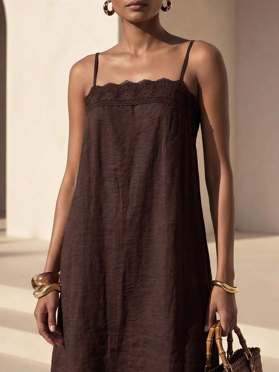 Vestido Longo Solto de Alças Finas Orla Solar com Babado — fotografia 17 | Mar & Pérola