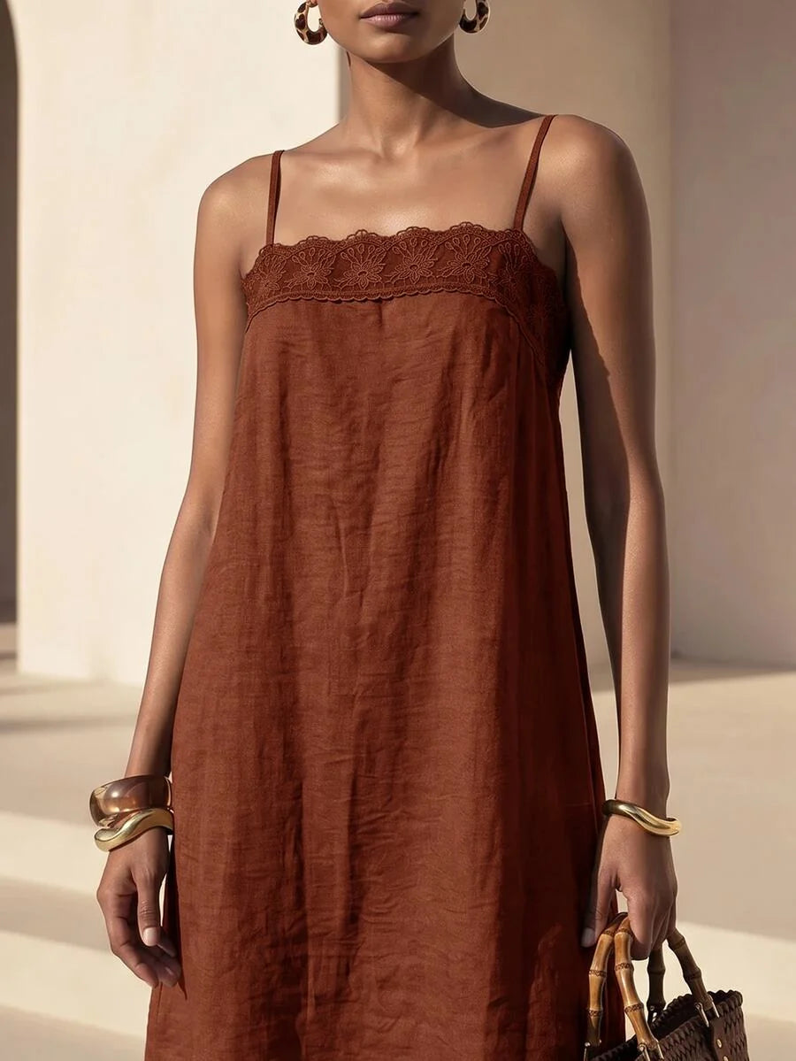 Vestido Longo Solto de Alças Finas Orla Solar com Babado — fotografia 43 | Mar & Pérola
