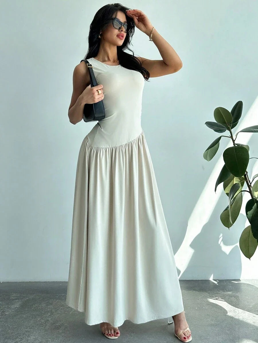 Vestido Maxi de Malha Brisa de Verão com Gola Redonda e Costas Abertas — fotografia 5 | Mar & Pérola