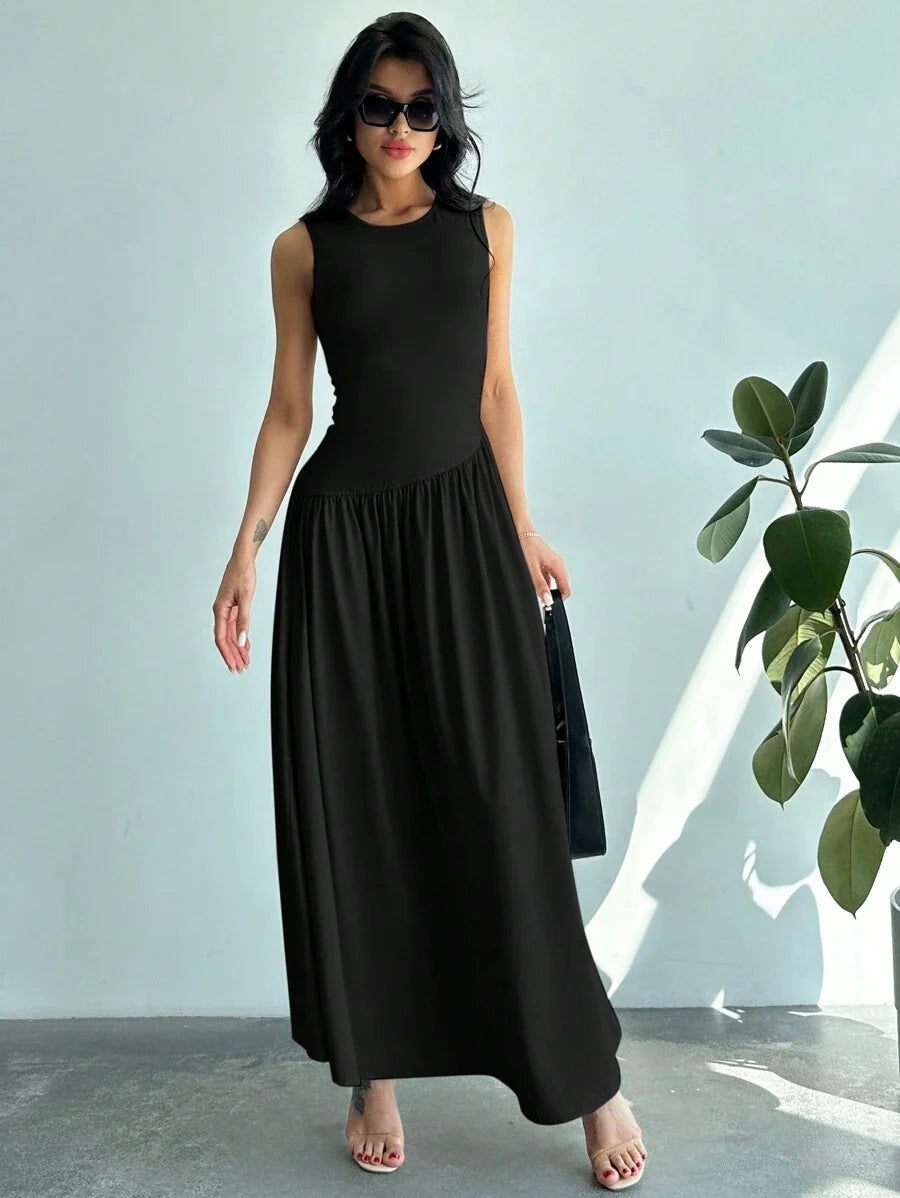 Vestido Maxi de Malha Brisa de Verão com Gola Redonda e Costas Abertas — fotografia 7 | Mar & Pérola
