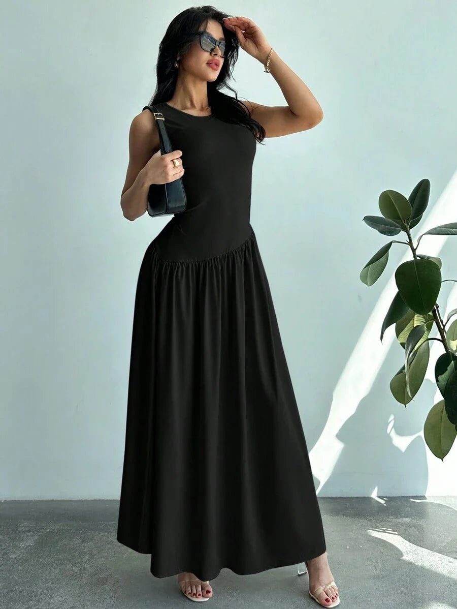 Vestido Maxi de Malha Brisa de Verão com Gola Redonda e Costas Abertas — fotografia 10 | Mar & Pérola