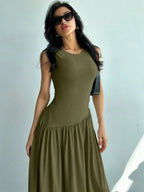 Vestido Maxi de Malha Brisa de Verão com Gola Redonda e Costas Abertas — fotografia 16 | Mar & Pérola