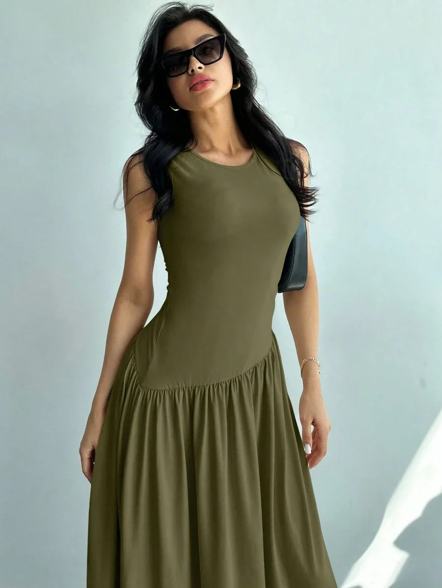 Vestido Maxi de Malha Brisa de Verão com Gola Redonda e Costas Abertas — fotografia 16 | Mar & Pérola