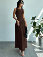 Vestido Maxi de Malha Brisa de Verão com Gola Redonda e Costas Abertas — fotografia 33 | Mar & Pérola