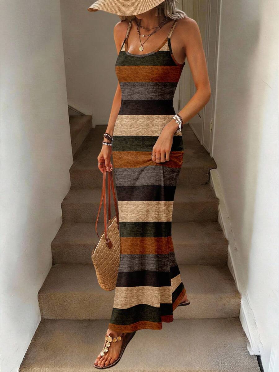 Vestido Maxi Listrado Linhas do Mar com Bainha Assimétrica — fotografia 7 | Mar & Pérola