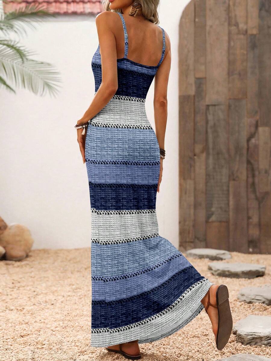 Vestido Maxi Listrado Linhas do Mar com Bainha Assimétrica — fotografia 39 | Mar & Pérola