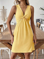 Vestido Midi Decote V Costa do Sol com Detalhe Torcido e Saia Evasê — fotografia 34 | Mar & Pérola