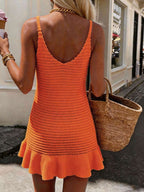 Vestido Mini Enseada em Malha com Decote V e Babado na Barra — fotografia 49 | Mar & Pérola