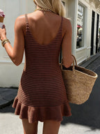 Vestido Mini Enseada em Malha com Decote V e Babado na Barra — fotografia 83 | Mar & Pérola