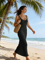 Vestido Saída de Praia Longo Brisa da Costa em Tricô com Costas Abertas — fotografia 36 | Mar & Pérola