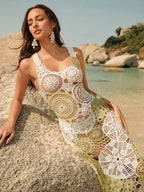 Vestido Saída de Praia Longo de Crochê Floral Flor de Maré com Alças Finas — fotografia 5 | Mar & Pérola