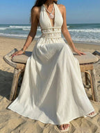 Vestido Saída de Praia Longo Halter Sol da Enseada com Nó e Bainha Plissada — fotografia 1 | Mar & Pérola