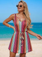 Vestido Saída de Praia Longo Sol da Enseada com Decote V e Laço Contrastante — fotografia 7 | Mar & Pérola