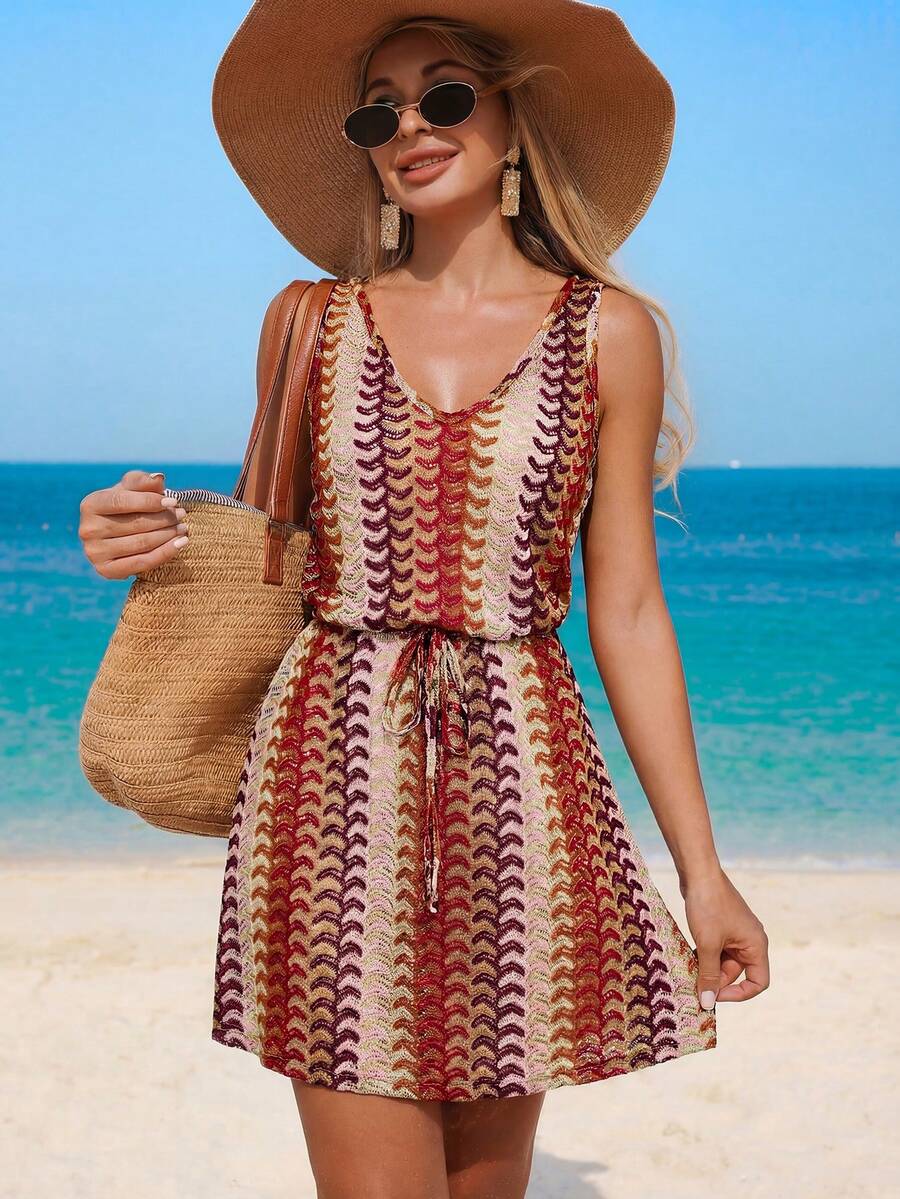 Vestido Saída de Praia Longo Sol da Enseada com Decote V e Laço Contrastante — fotografia 14 | Mar & Pérola