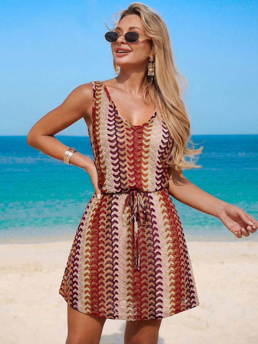 Vestido Saída de Praia Longo Sol da Enseada com Decote V e Laço Contrastante — fotografia 16 | Mar & Pérola