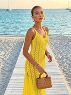 Vestido Saída de Praia Longo Sol da Enseada em Malha Vazada com Fenda Lateral — fotografia 19 | Mar & Pérola