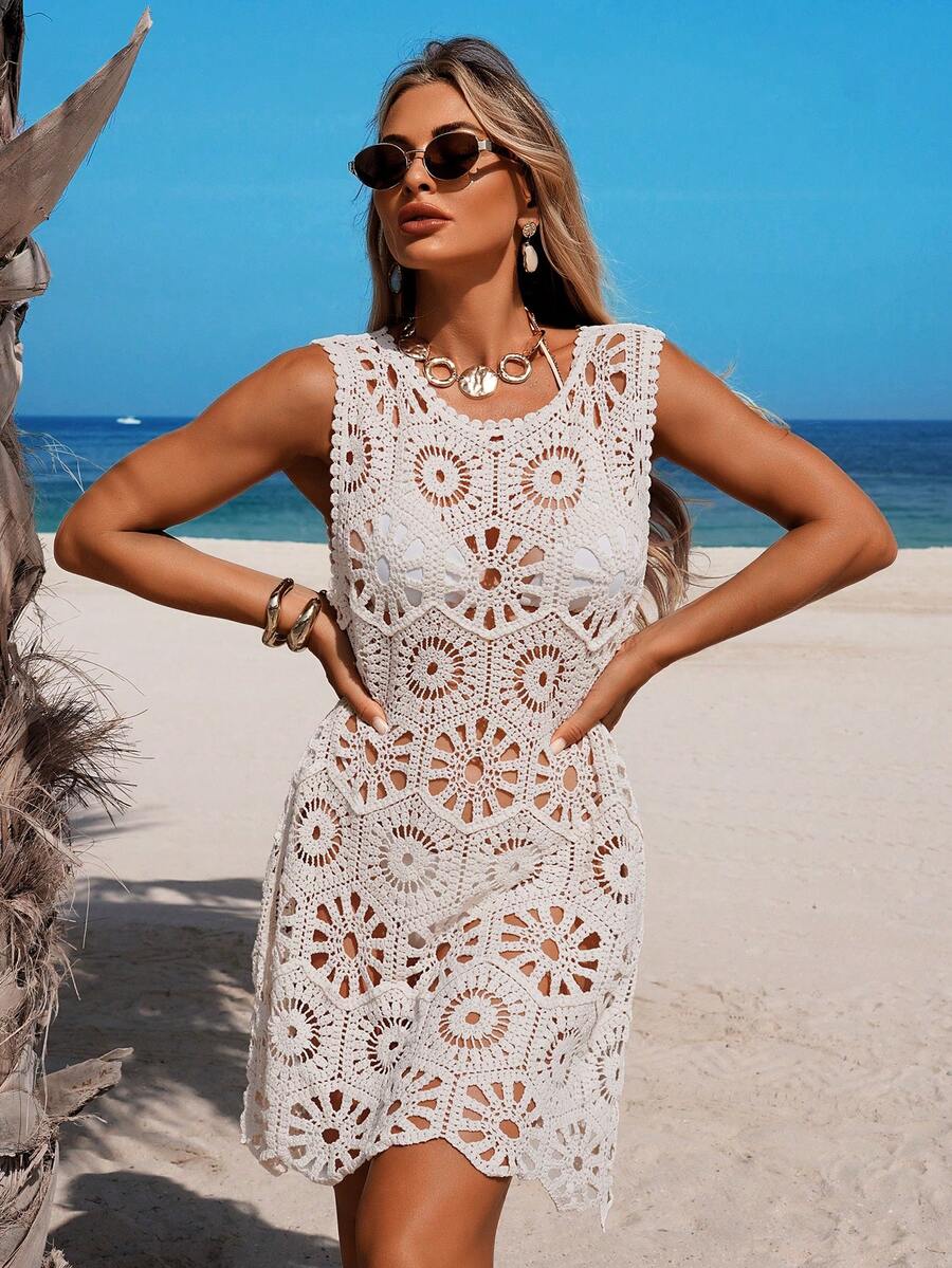 Vestido Saída de Praia Longo Trama da Enseada em Crochê com Gola Redonda — fotografia 8 | Mar & Pérola