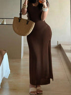 Vestido Saída de Praia Sol da Enseada em Tricô Sem Mangas — fotografia 69 | Mar & Pérola