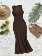 Vestido Saída de Praia Sol da Enseada em Tricô Sem Mangas — fotografia 72 | Mar & Pérola