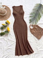 Vestido Saída de Praia Sol da Enseada em Tricô Sem Mangas — fotografia 95 | Mar & Pérola