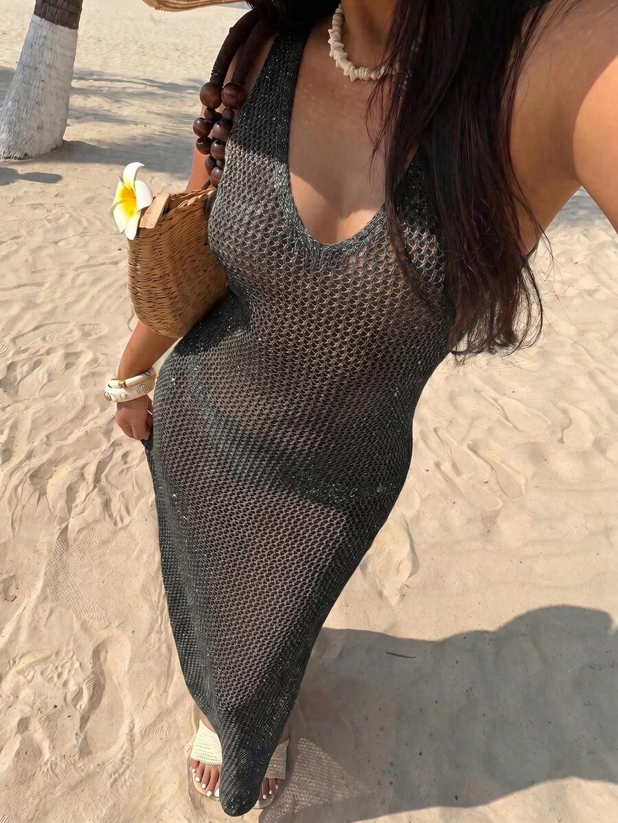 Vestido Saída de Praia Sol da Enseada em Tricô Sem Mangas — fotografia 100 | Mar & Pérola