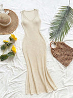 Vestido Saída de Praia Sol da Enseada em Tricô Sem Mangas — fotografia 110 | Mar & Pérola